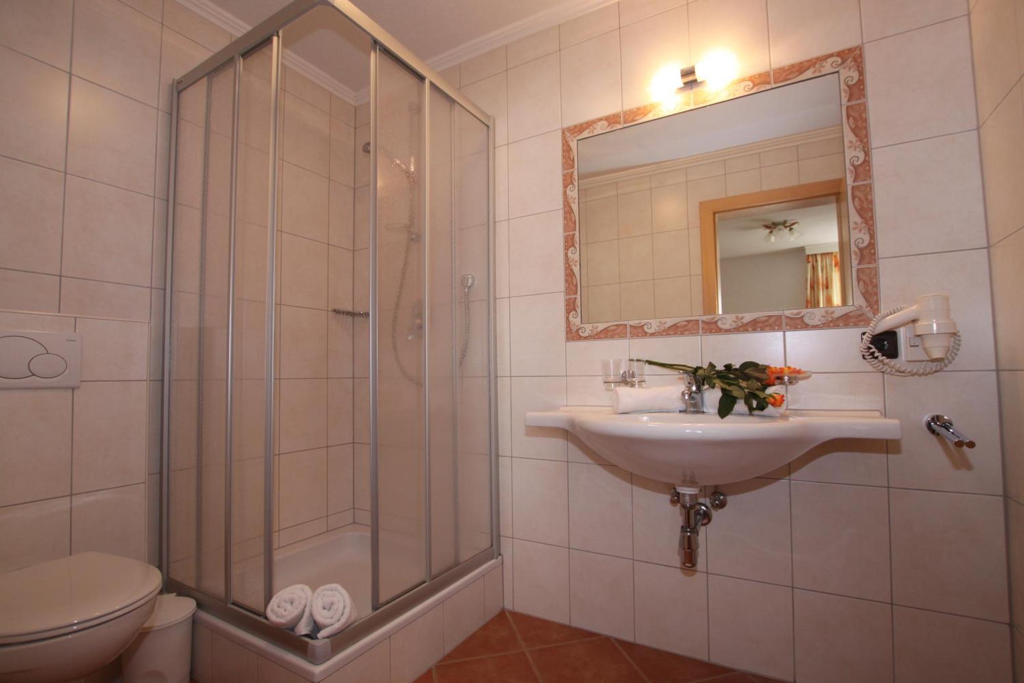 Lechlihof Hotel Ischgl Ngoại thất bức ảnh