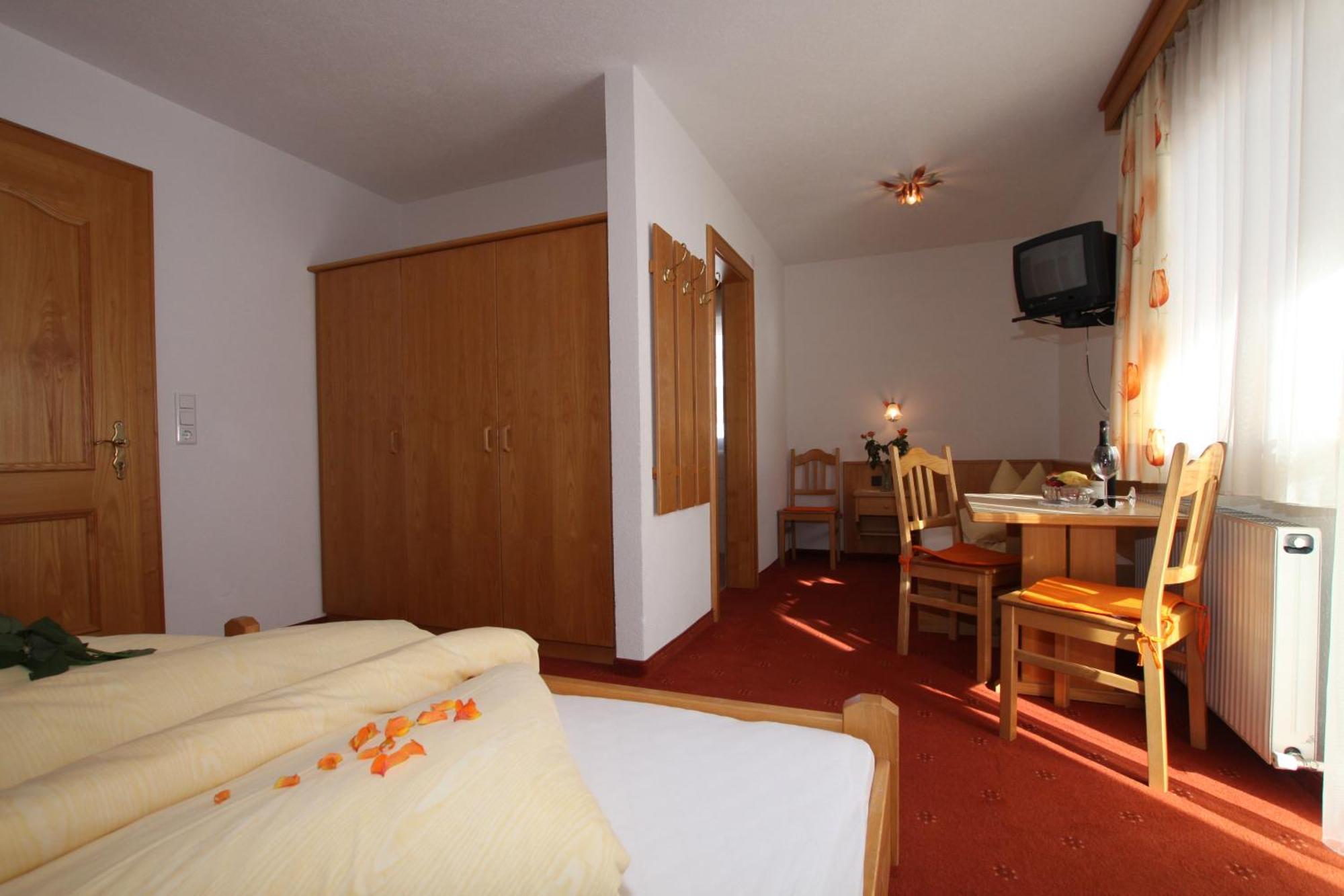 Lechlihof Hotel Ischgl Ngoại thất bức ảnh